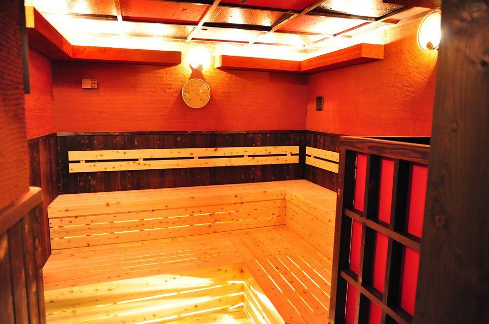 Capsule Hotel & Sauna Ikebukuro Plaza Tokyo Ngoại thất bức ảnh